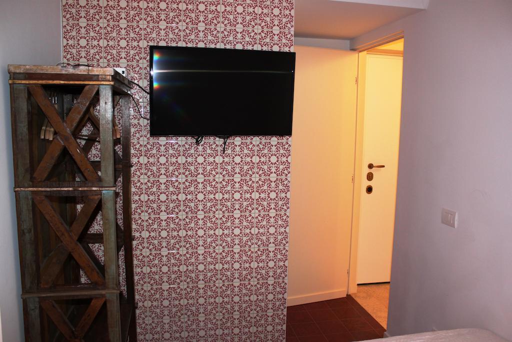 Bed and Breakfast Abracadabra Tortona Milán Habitación foto
